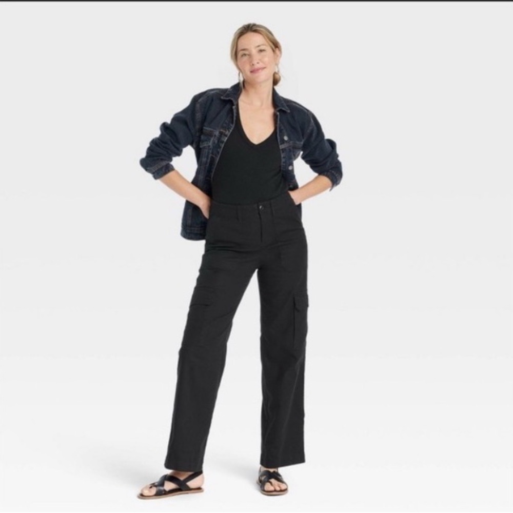 Black universal thread Cargo Pants 4